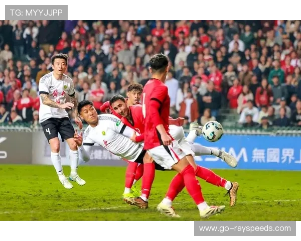 广东队点球战胜香港队，第27次捧起省港杯冠军